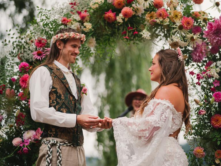 Tali + Chelsea Salt Spring Island Wedding - Preview Gallery.